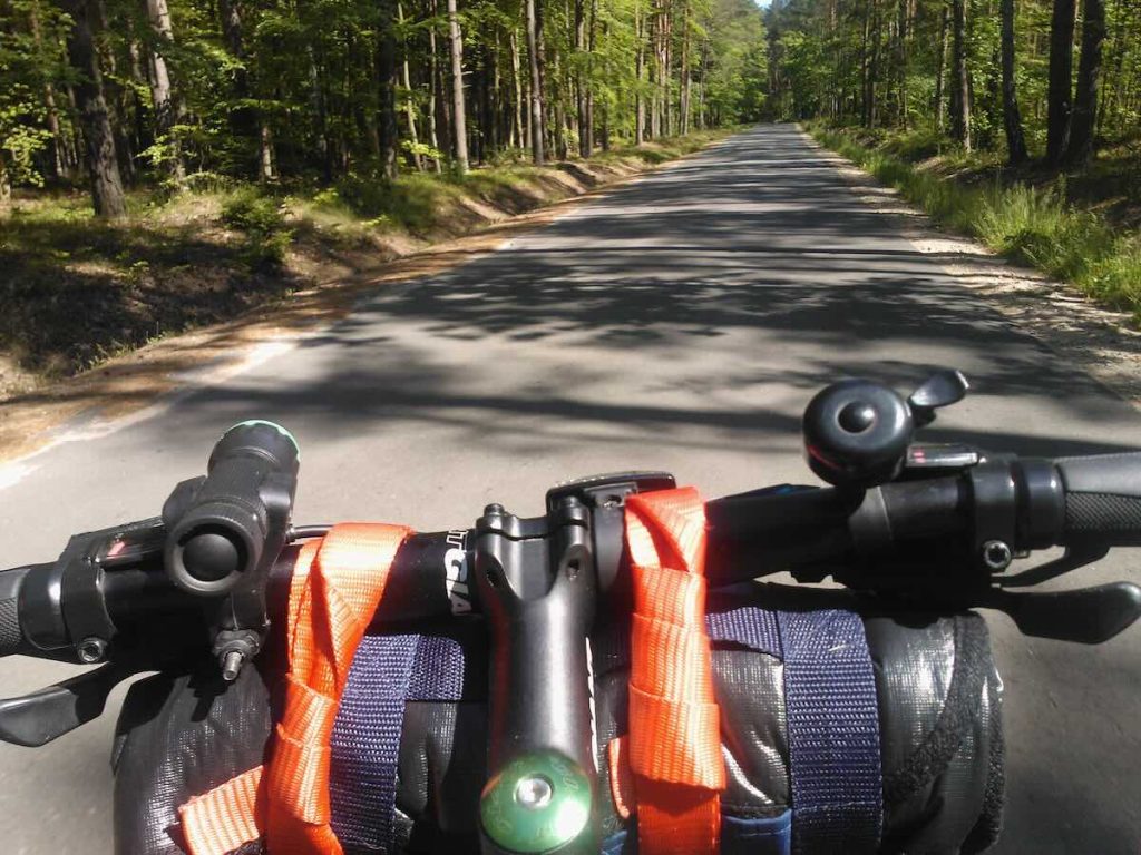 Asfaltowy odcinek trasy świnoujście hel